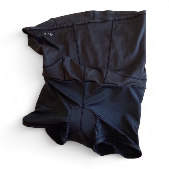 LOUIS GARNEAU Cycling Skirt with integrated padded shorts Size Small - Picture 9 of 12